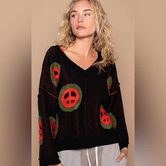 #071 Sale! POL 3 Left! Peace Sweater - Picture 3 of 6